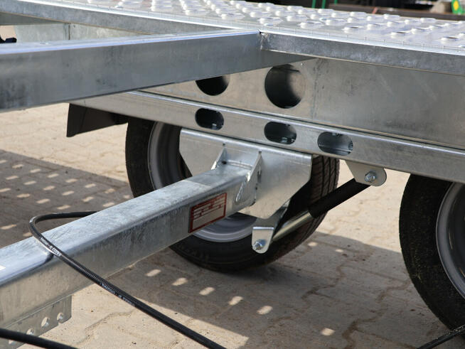 Laweta TEMARED CAR PLUS 8521/3 S 3,5T DMC 3500kg z najazdami