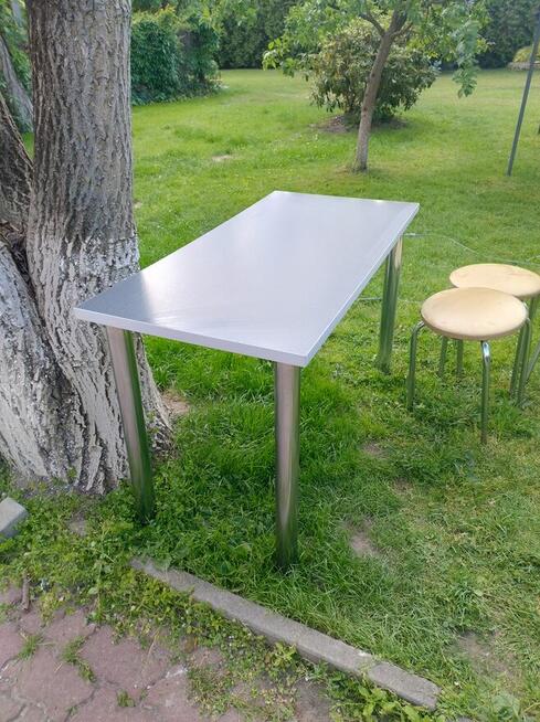 stół z krzesłami kuchenny