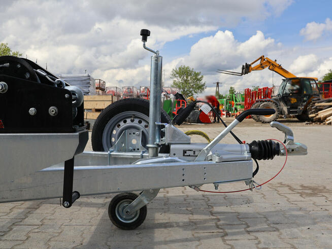Laweta TEMARED CAR PLUS 8521/3 S 3,5T DMC 3500kg z najazdami