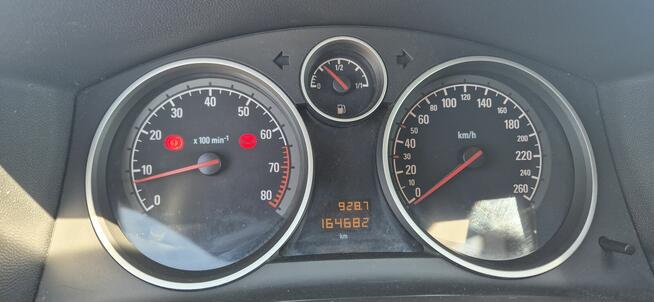 Opel ASTRA H 1.6 GTC 08r.zDeGw.pOryDoinZar.blackAndWhite.164
