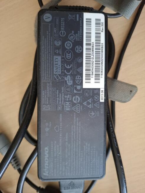 Zasilacz sieciowy Lenovo