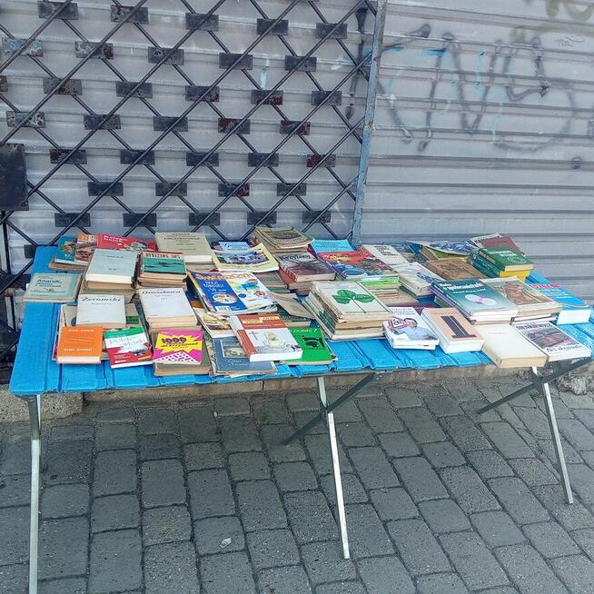 Używane książki i starocie sprzedam Tarnów