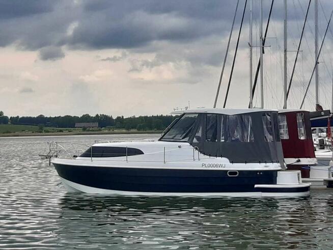 Pakiet 4 jachtów: Maxus 28, Maxus 33.1 RS, Houseboat Navigat