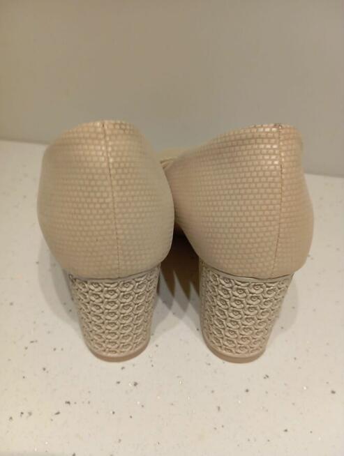 Nowe buty damskie