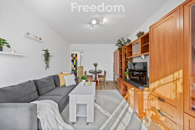 2 pokoje po remoncie | Balkon | 220 m do PKP