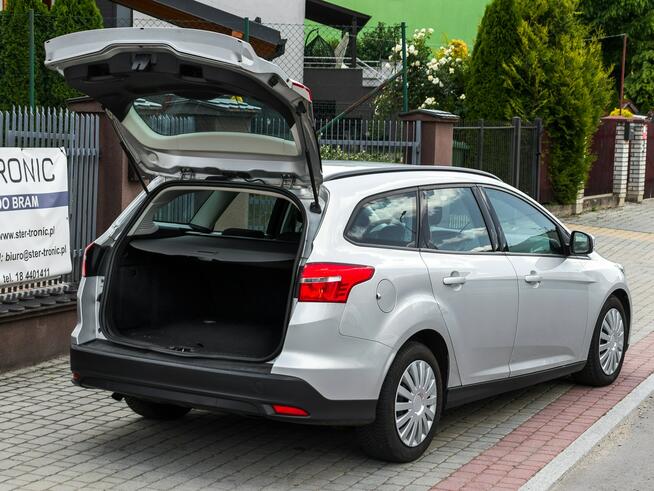 Ford Focus 1.5_Diesel_120 KM_118 tyś. km_LIFT