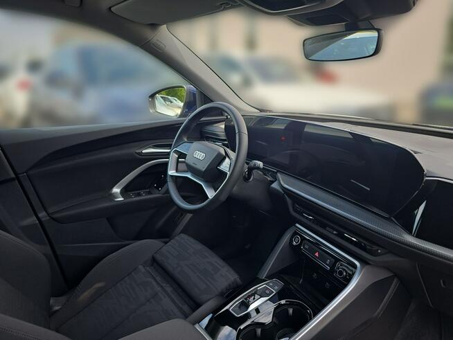 Audi Q5 LED_Kamera_Asystenci_Hak_SoundSystem_CarPlay_El.FotelSportowy_Indukcja
