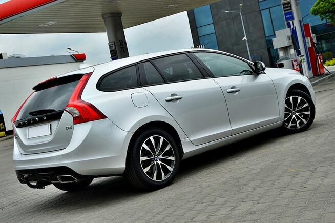 Volvo V60 LiFT 2,0 Disel Bi Xenon Ledy Skóra Grzana Kiera City Full Opcja