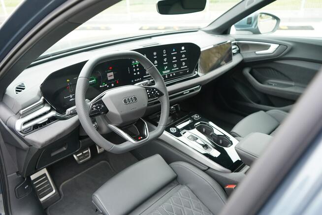 Audi A5 B10 Avant TFSI 204 KM S tronic quattro DEMO