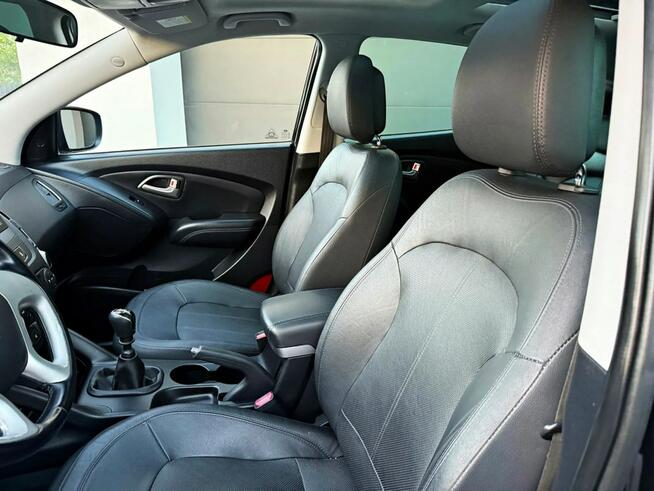 Hyundai ix35 1.6i 135KM 6B Panorama Navigacja Skóra PDC Klimatronik Niemcy Zarejest