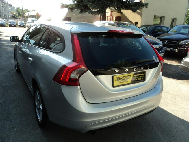 sprzedam ładne VOLVO V60 Z 2016R 1.6 TDI 150KM