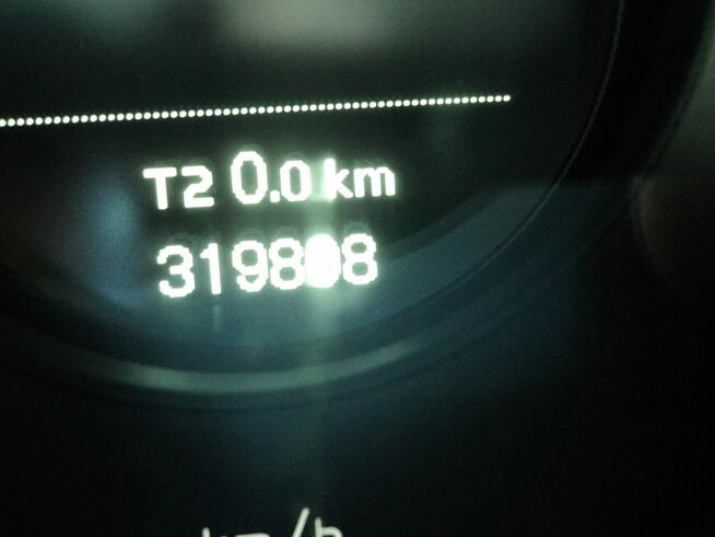 sprzedam ładne VOLVO V60 Z 2016R 1.6 TDI 150KM