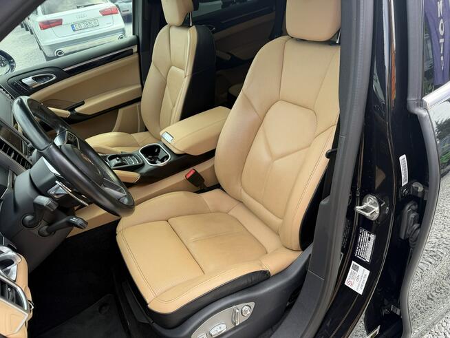 Porsche Cayenne S Kamera cofania, Panorama, Podgrzewane wentylowane fotele, LED