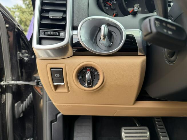 Porsche Cayenne S Kamera cofania, Panorama, Podgrzewane wentylowane fotele, LED