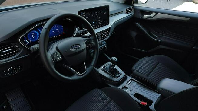 Ford Focus Titanium X 1.0 EcoBoost mHEV 125 KM