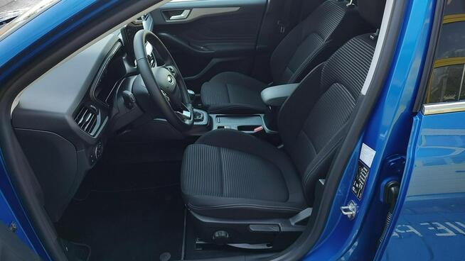Ford Focus Titanium X 1.0 EcoBoost mHEV 125 KM