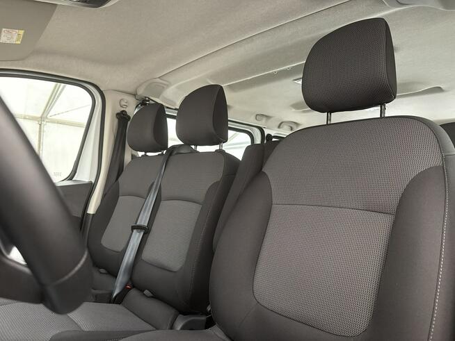 Renault Trafic 2,0 Blue dCi(110 KM) Traffic New Equilibre 9-OSOBOWY Salon PL F-Vat