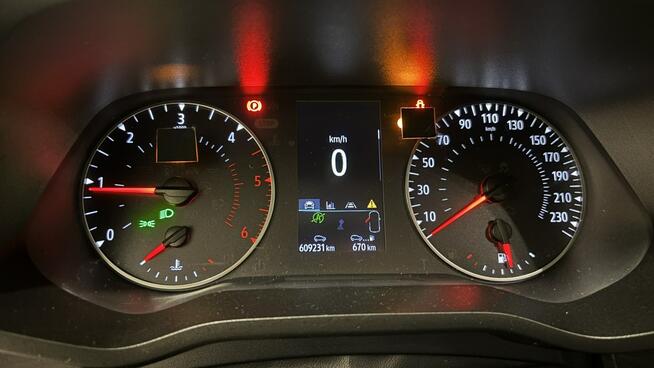 Renault Trafic Combi 2.0 dCi E6d 3.1t L2 Equilibre