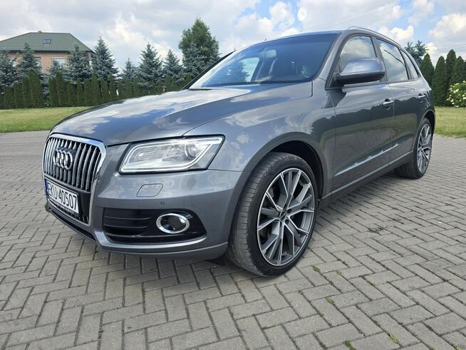 Audi Q5 2,0tdi Skóry.Navi.Klimatr 2 str.Tempomat.Alufelgi.Xenony