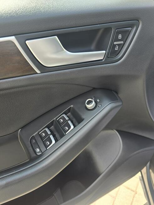 Audi Q5 2,0tdi Skóry.Navi.Klimatr 2 str.Tempomat.Alufelgi.Xenony