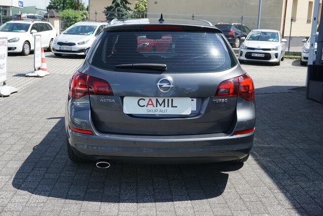 Opel Astra Sports Tourer zarejestrowany, ubezpieczony, turbo