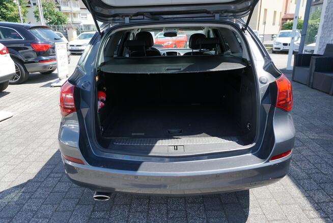 Opel Astra Sports Tourer zarejestrowany, ubezpieczony, turbo
