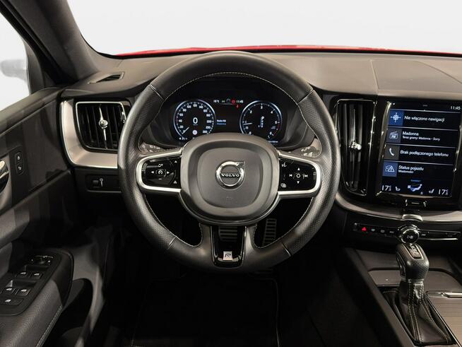 Volvo XC 60 VAT 23% R-Design 2.0D4 190KM automat AWD 2018 r., salon PL, I wł