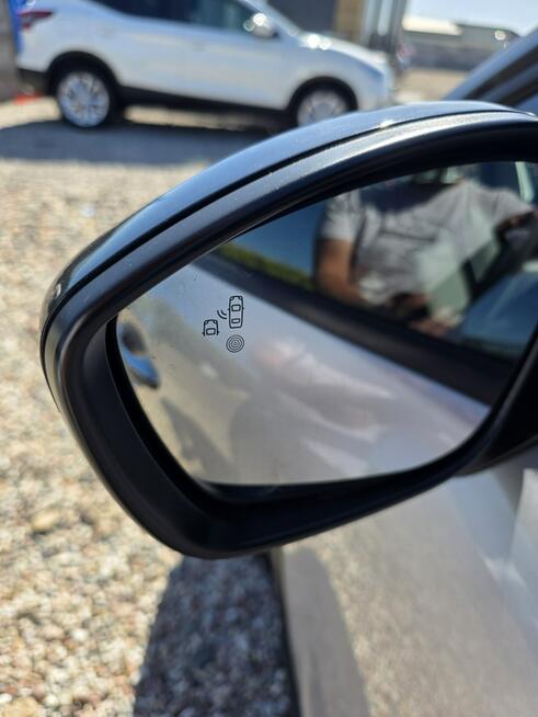 Citroen C3 1.2 110ps Navi LED Kamera ALUSY 16 Automat Gwarancja SHINE