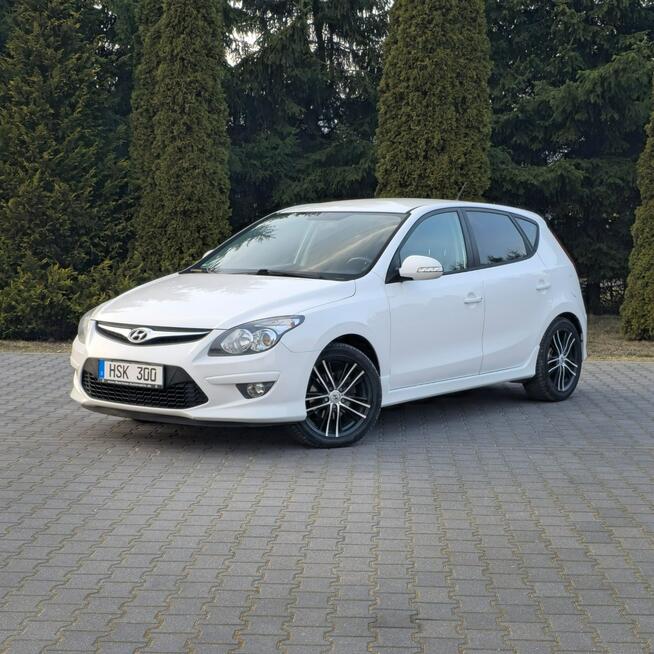 Hyundai i30 1.6 Diesel Manual Lift Serwis 2 Klucze