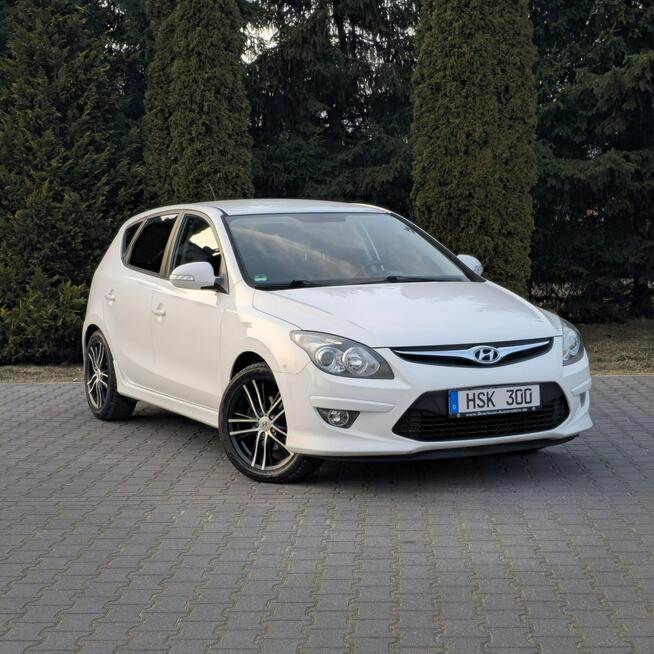 Hyundai i30 1.6 Diesel Manual Lift Serwis 2 Klucze