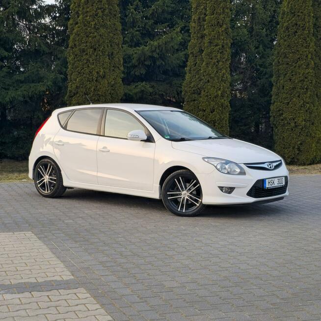Hyundai i30 1.6 Diesel Manual Lift Serwis 2 Klucze