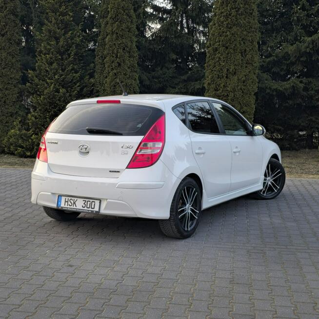 Hyundai i30 1.6 Diesel Manual Lift Serwis 2 Klucze