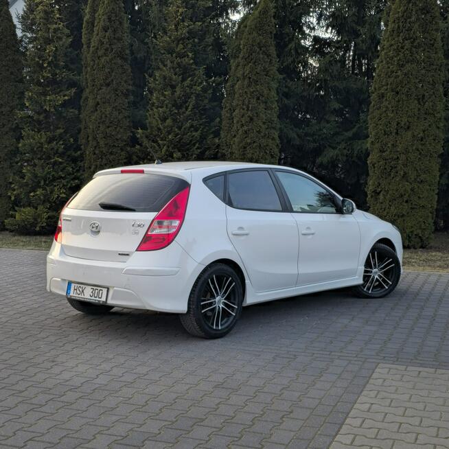 Hyundai i30 1.6 Diesel Manual Lift Serwis 2 Klucze