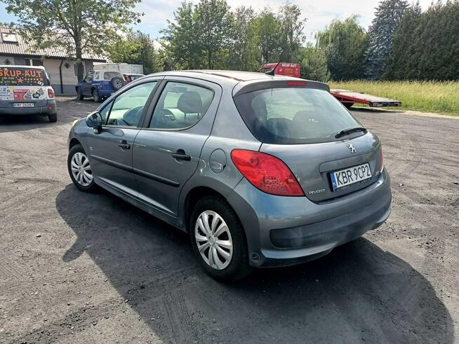 Peugeot 207 1.4+lpg 09r