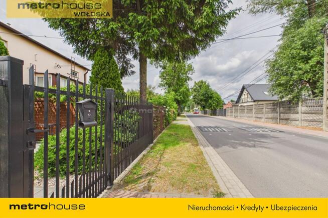 Dom z drugim budynkiem mieszkalnym n działce 976m2