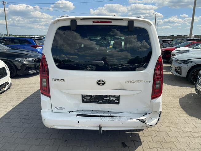 Toyota Proace City Verso HAK Podgrzewanie Klimatronik Kamera 7os.