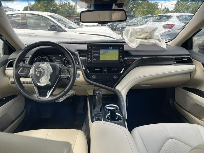 Toyota Camry Automat Hybryda Skóra Podgrzewanie Kamera 218KM