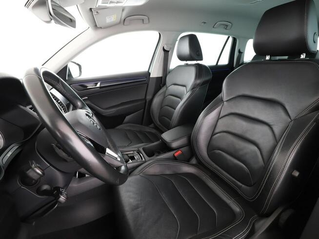 Škoda Kodiaq automat skóra navi grzane fotele kamera LED climatronic tempomat