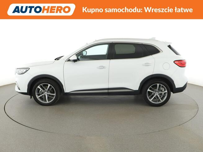 MG HS automat full LED skóra virtual cocpit panorama navi kamera 360