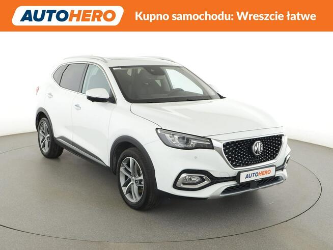 MG HS automat full LED skóra virtual cocpit panorama navi kamera 360