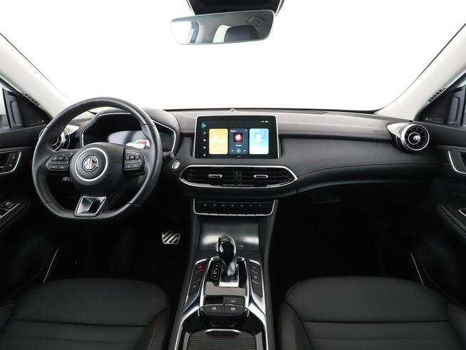 MG HS automat full LED skóra virtual cocpit panorama navi kamera 360