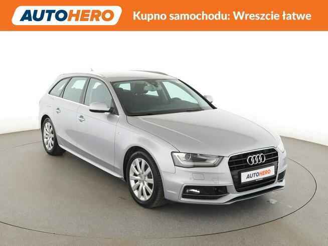 Audi A4 automat navi klimatronik xenon + led lift