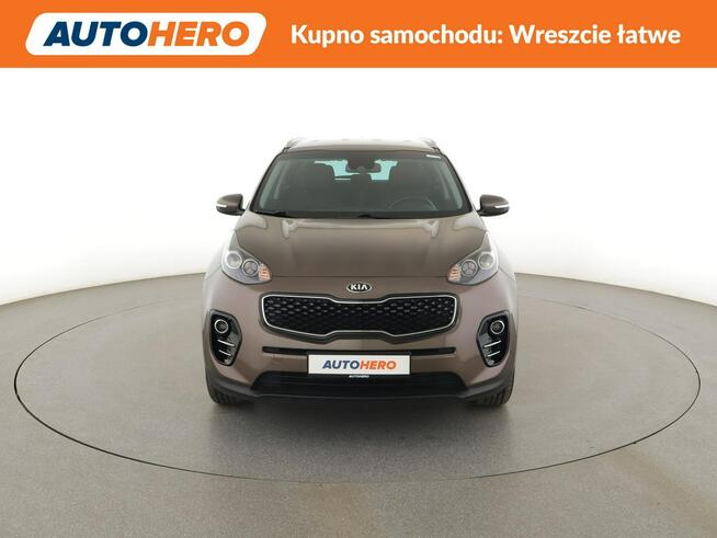 Kia Sportage navi kamera tempomat klima-auto.