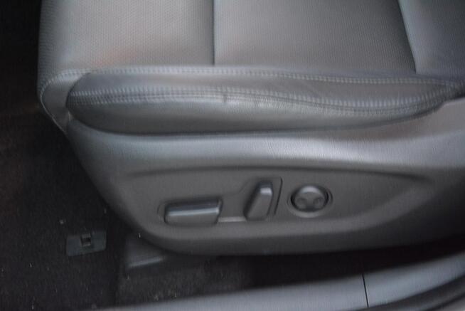 Hyundai Tucson Premium Skóry Ledy Navi Kamera EL.Fotele Keyless go 2xParktronic