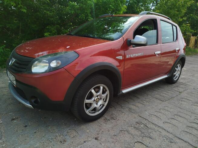 Dacia Sandero zarejestrowana wsiadać i jeżdzić KLIMA