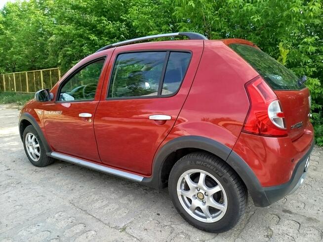 Dacia Sandero zarejestrowana wsiadać i jeżdzić KLIMA