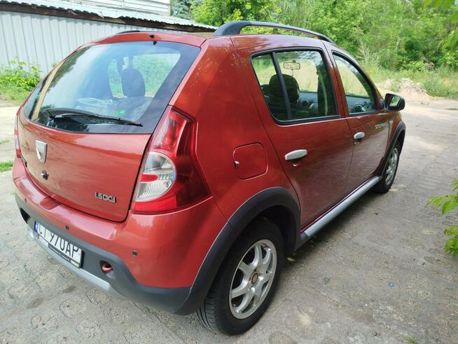 Dacia Sandero zarejestrowana wsiadać i jeżdzić KLIMA