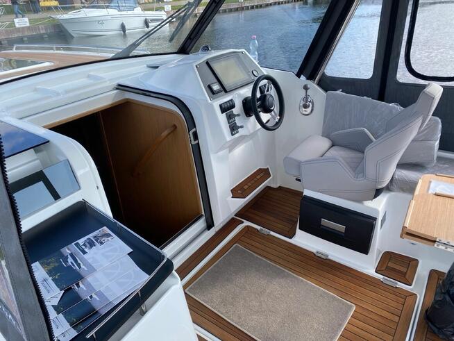 Pakiet 4 jachtów: Maxus 28, Maxus 33.1 RS, Houseboat Navigat