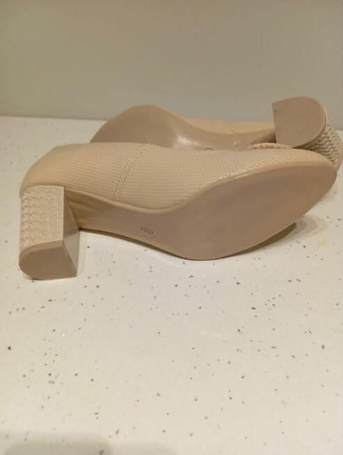 Nowe buty damskie