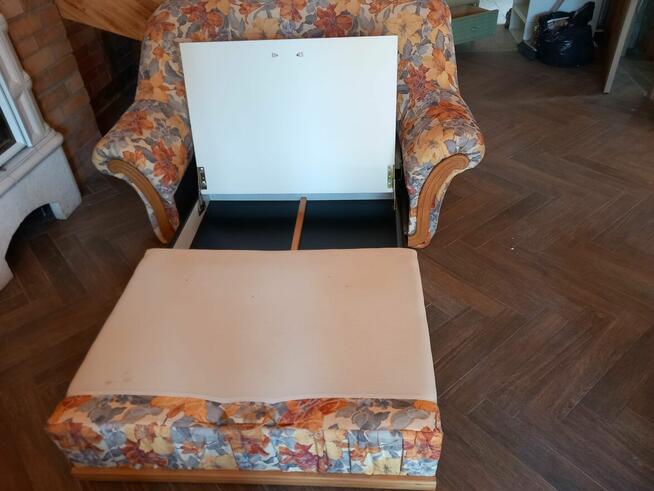 sofa, fotel oraz łóżko rattanowe 2-osobowe z nakaslikami